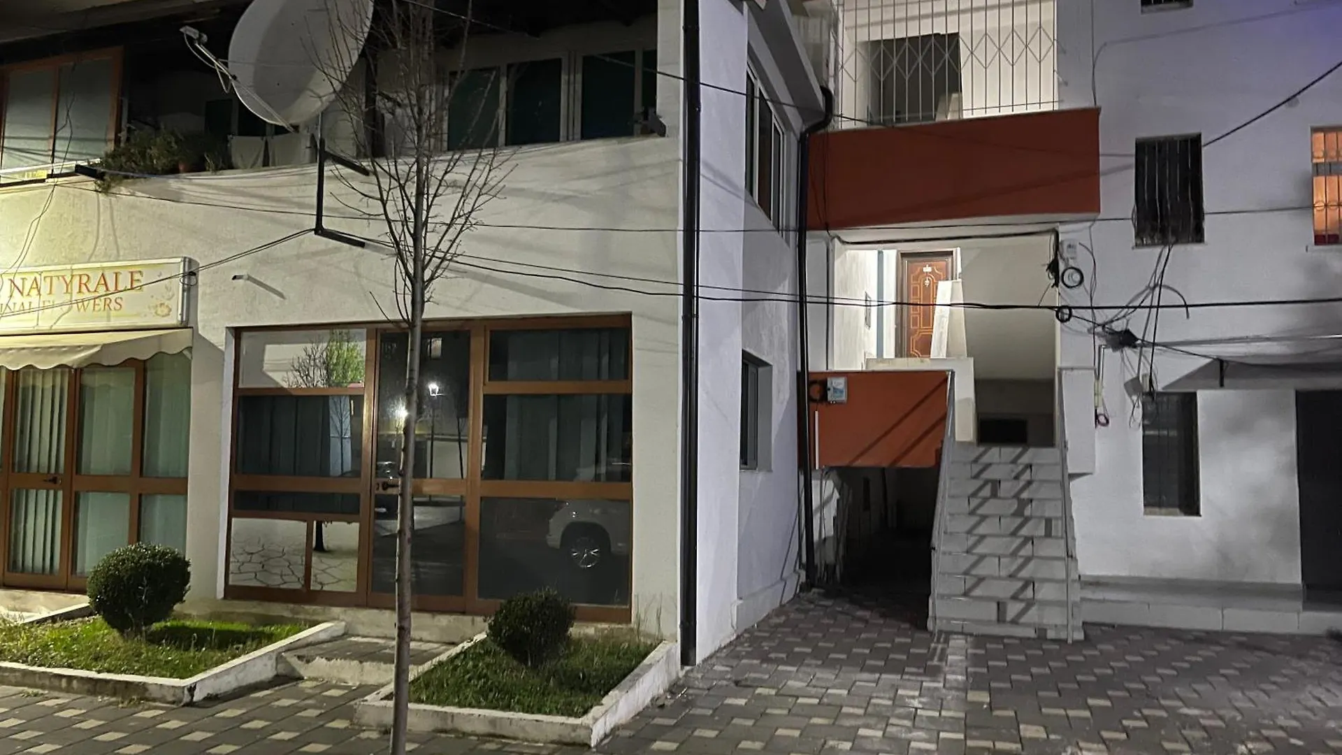 Cappuccino City Center Apartment Lezhe